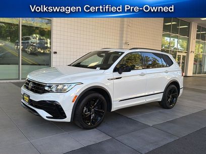 Certified 2023 Volkswagen Tiguan SE R-Line