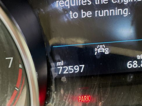 Used 2020 Volkswagen Tiguan SE image 8