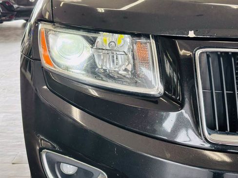 Used 2016 Jeep Grand Cherokee Laredo w/ Quick Order Package 23E AWD/4WD image 17