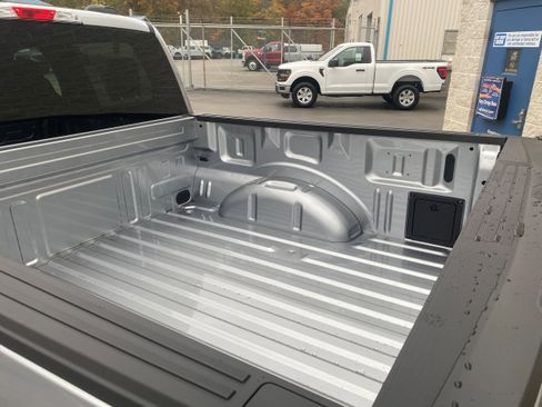 New 2025 Ford F150 XLT w/ Equipment Group 301A Standard image 18