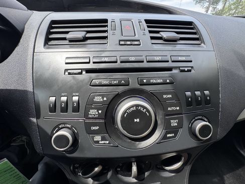 Used 2012 MAZDA MAZDA3 i Touring image 22