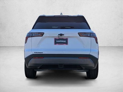 New 2026 Chevrolet Equinox LT image 6