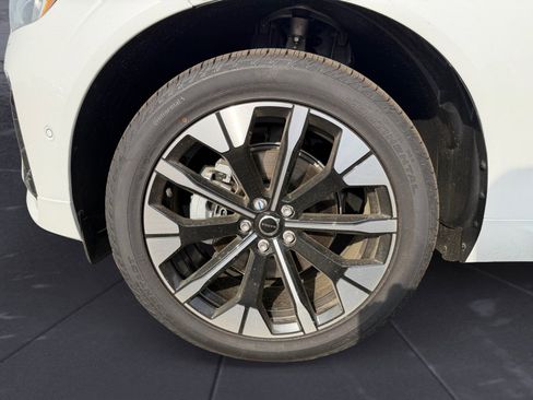 New 2026 Volvo XC60 B5 Plus w/ Protection Package Premier image 14