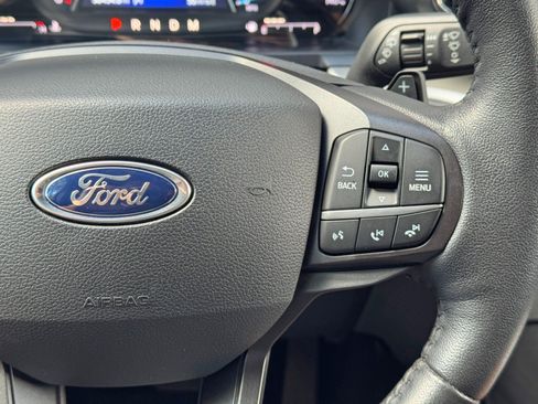 Used 2020 Ford Explorer XLT w/ Equipment Group 202A RWD image 19