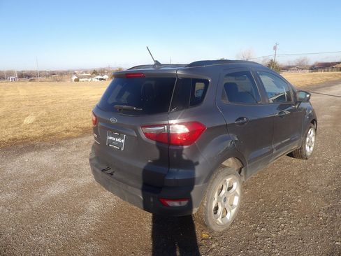 Used 2021 Ford EcoSport SE w/ SE Appearance Package image 6