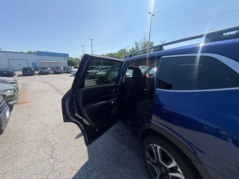 Used 2026 Subaru Ascent Touring AWD/4WD image 17