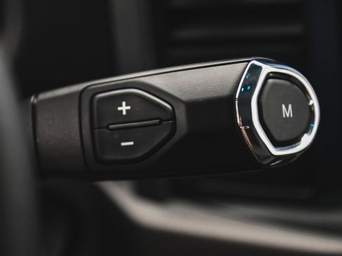 Used 2025 Ford F150 XLT w/ Equipment Group 301A Standard image 27