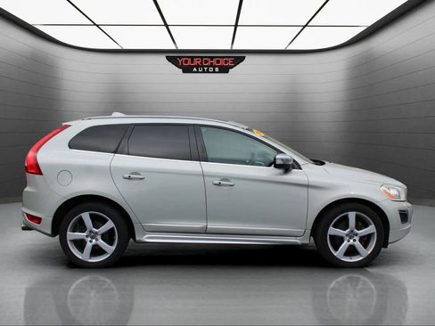Used 2011 Volvo XC60 T6 image 6
