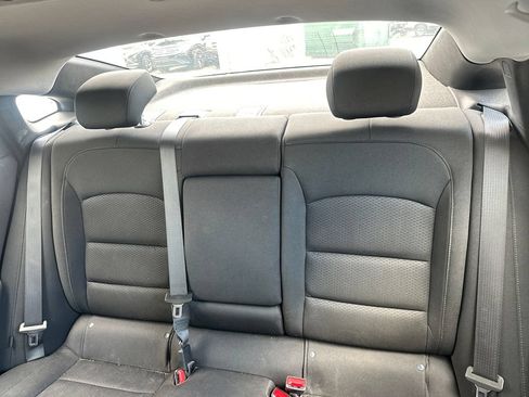 Used 2021 Chevrolet Malibu LT FWD image 19