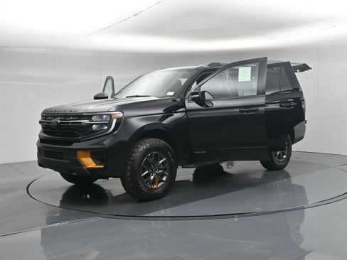 New 2026 Ford Expedition Tremor image 34