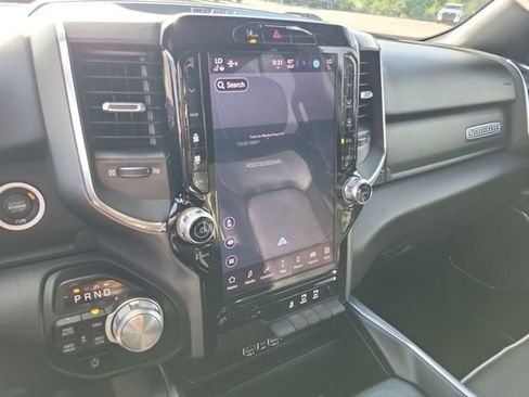 Used 2025 RAM 1500 Laramie image 19