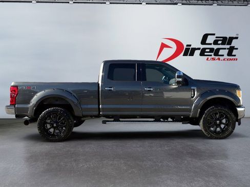 Used 2017 Ford F250 Lariat w/ Chrome Package AWD/4WD image 13