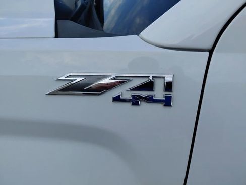 Used 2018 GMC Sierra 1500 SLE w/ SLE Value Package image 35