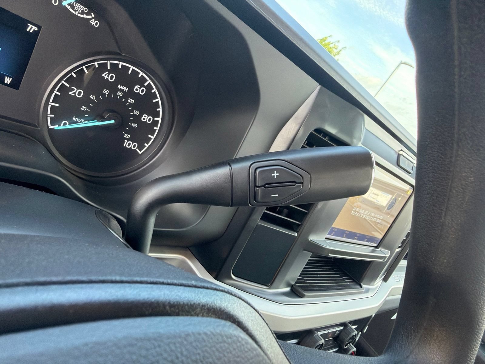 New 2026 Ford F250 XL AWD/4WD image 17