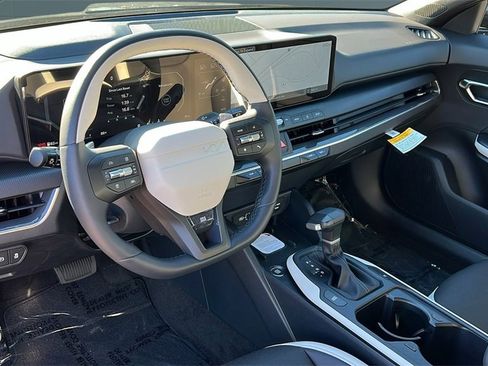 New 2025 Kia K4 GT-Line image 8