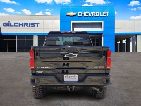 New 2026 Chevrolet Silverado 2500 ZR2 AWD/4WD image 7
