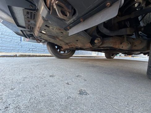 Used 2013 Lexus LX 570 4WD image 37