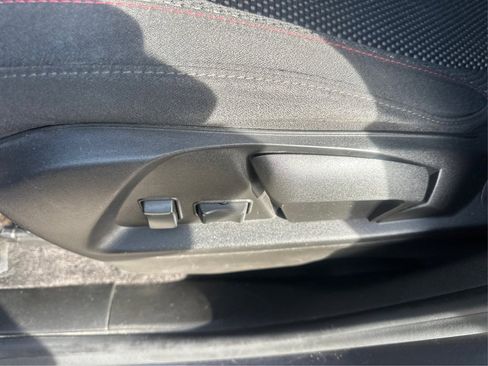 Used 2016 Chevrolet Equinox LS image 35