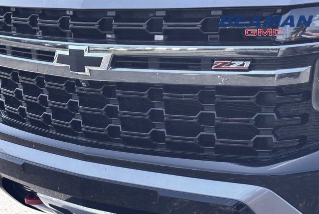 Used 2022 Chevrolet Tahoe Z71 w/ Z71 Off-Road Package AWD/4WD image 5