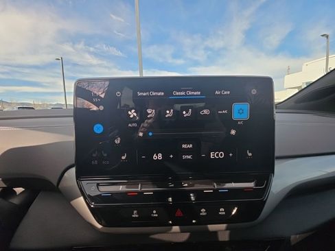 Certified 2023 Volkswagen ID.4 Pro S Plus image 17