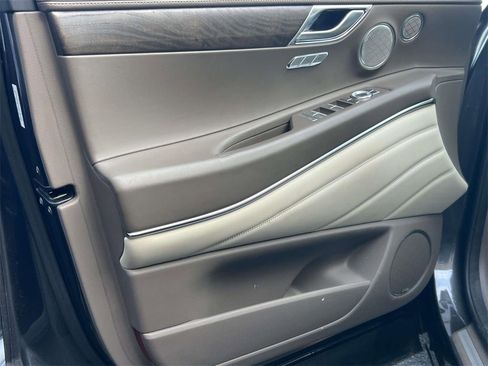 Used 2023 Genesis GV80 3.5T image 28