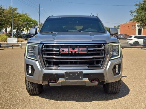 Used 2023 GMC Yukon AT4 w/ AT4 Premium Plus Package AWD/4WD image 10