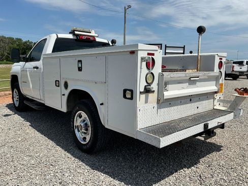 Used 2015 Chevrolet Silverado 2500 W/T AWD/4WD image 6