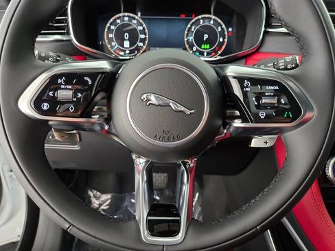 New 2026 Jaguar F-PACE R-Dynamic S image 21