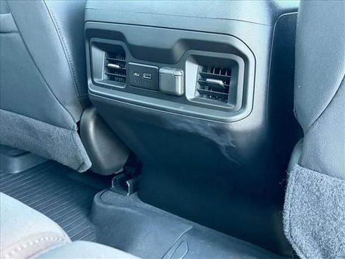 Used 2021 Chevrolet Silverado 1500 LT Trail Boss image 11