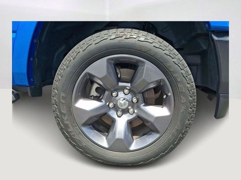 Used 2023 RAM 1500 Big Horn AWD/4WD image 8