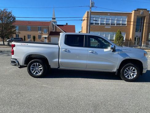 Used 2022 Chevrolet Silverado 1500 LT image 4