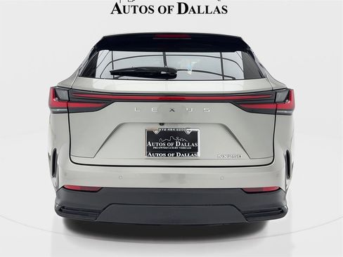 Used 2023 Lexus NX 250 FWD w/ Premium Package image 11