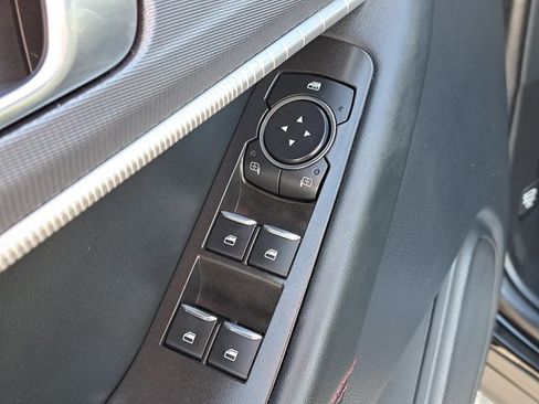 Certified 2025 Ford Explorer ST-Line image 22