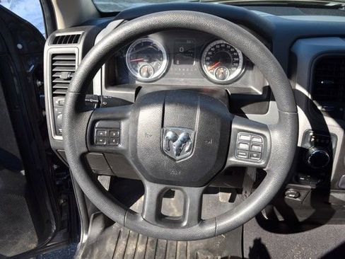 Used 2019 RAM 1500 Express image 19