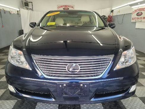 Used 2007 Lexus LS 460 L image 32