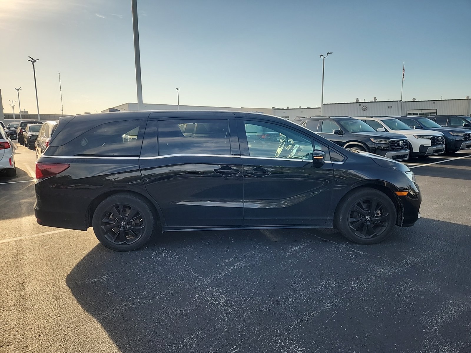 Used 2024 Honda Odyssey Sport image 8