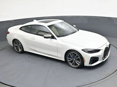 Used 2022 BMW M440i Coupe w/ Premium Package RWD image 23