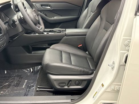 Used 2023 Nissan Rogue SL w/ SL Premium Package AWD/4WD image 11