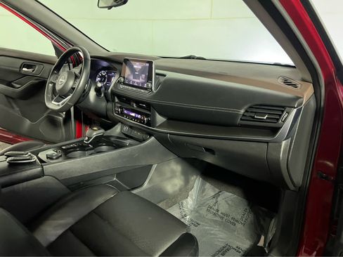 Certified 2023 Nissan Rogue SV w/ SV Premium B Package AWD/4WD image 31