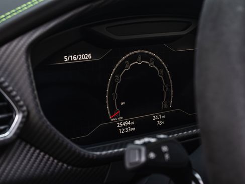 Used 2023 Lamborghini Urus Performante AWD/4WD image 50