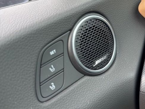 Used 2025 Hyundai Sonata Limited image 21