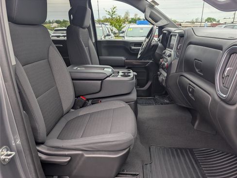 Used 2021 Chevrolet Silverado 1500 LT w/ Convenience Package II AWD/4WD image 11