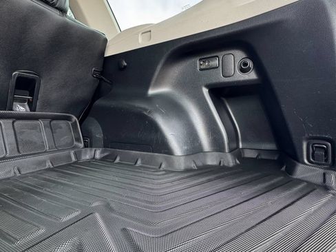 Used 2017 Subaru Forester 2.5i w/ Popular Package #2A AWD/4WD image 12