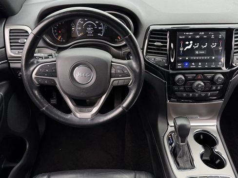 Used 2022 Jeep Grand Cherokee Limited image 12