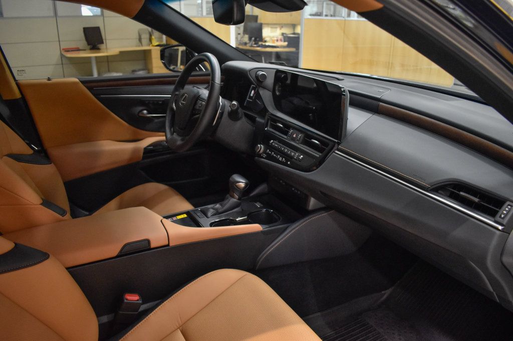 Used 2025 Lexus ES 350 w/ Premium Package FWD image 20