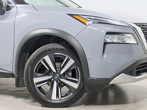 Used 2023 Nissan Rogue Platinum AWD/4WD image 5