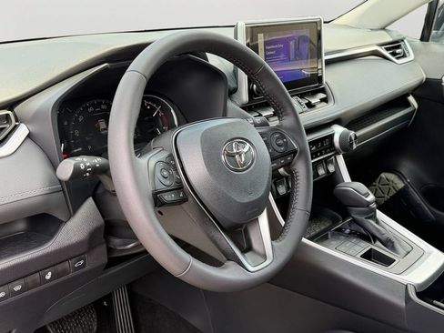 Certified 2025 Toyota RAV4 XLE Premium AWD/4WD image 18