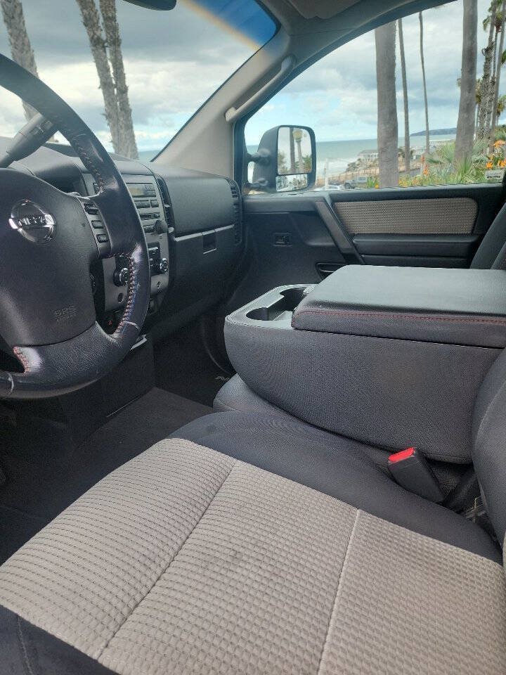 Used 2008 Nissan Titan PRO-4X AWD/4WD image 8