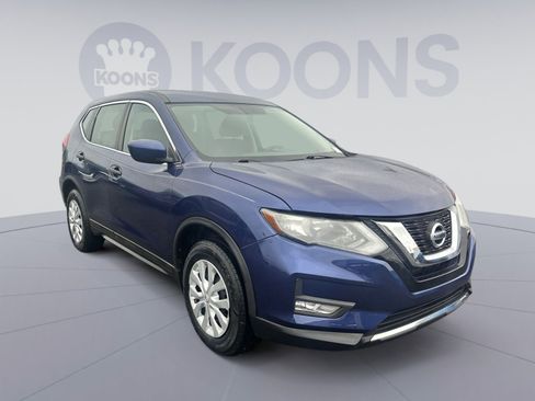 Used 2018 Nissan Rogue S AWD/4WD image 18