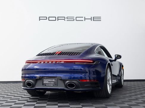 Certified 2022 Porsche 911 Carrera image 6